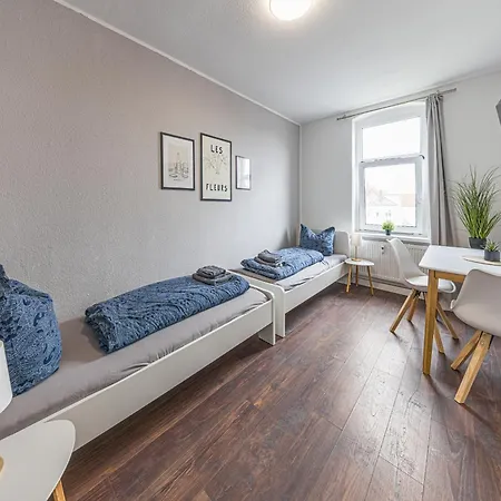 3 Lh 6-zimmer-apartments Lägenhet *