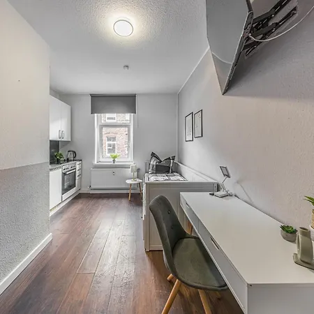 3 Lh 6-zimmer-apartments Lägenhet Halle (Saale)