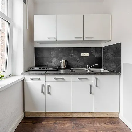 3 Lh 6-zimmer-apartments * Halle (Saale)