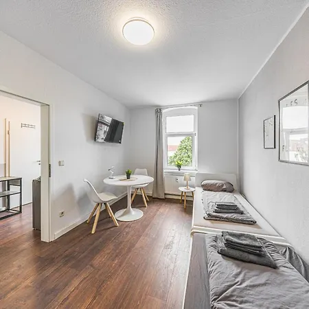 Apartment 3 Lh 6-zimmer-apartments Halle (Saale)