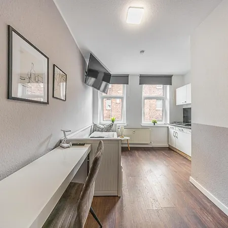 Lägenhet 3 Lh 6-zimmer-apartments Halle (Saale)