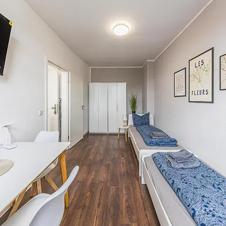 3 Lh 6-zimmer-apartments Apartment Halle (Saale)